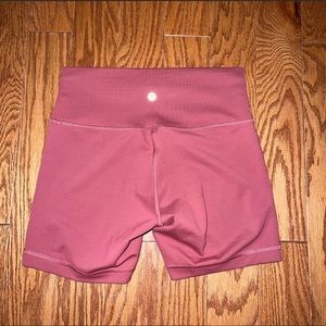 Lululemon Wunder Train High-Rise Short 6" Chianti EUC Sz 8